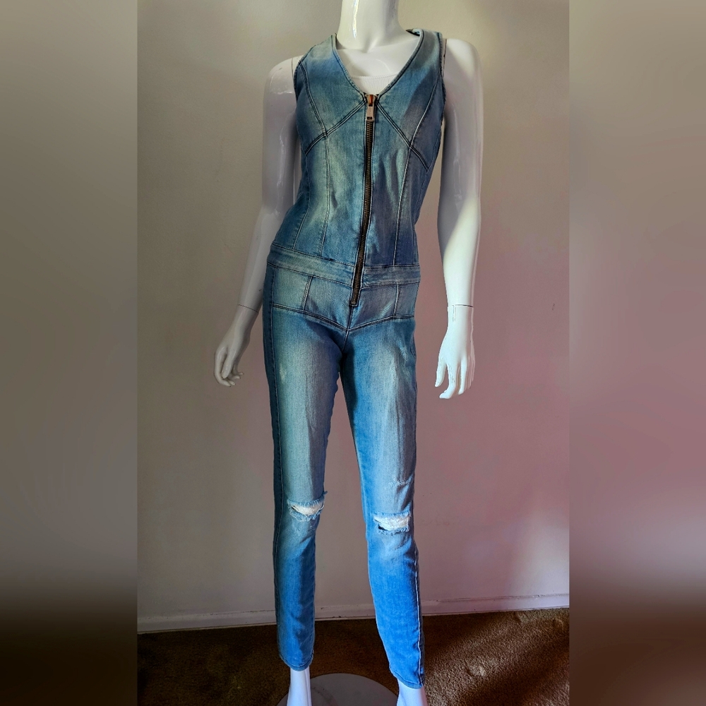 Guess Los Angeles Women's Denim Sleeveless Jump Suit One-piece Zip Up
